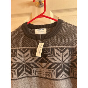 Boys Old Navy Sweater Size: 8 Gray and Black